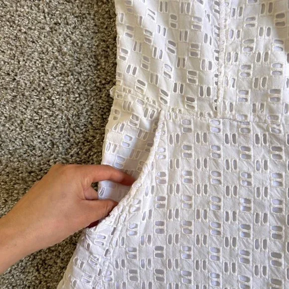 Anthropologie Women's Size 12 Eyelet Sleeveless Button-Front Romper Dress Lined - Picture 5 of 10